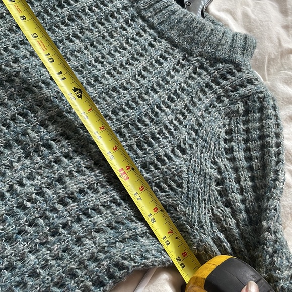 FIELD FLOWER ANTHROPOLOGIE pretty blue- green chunky knit sweater - Picture 5 of 6